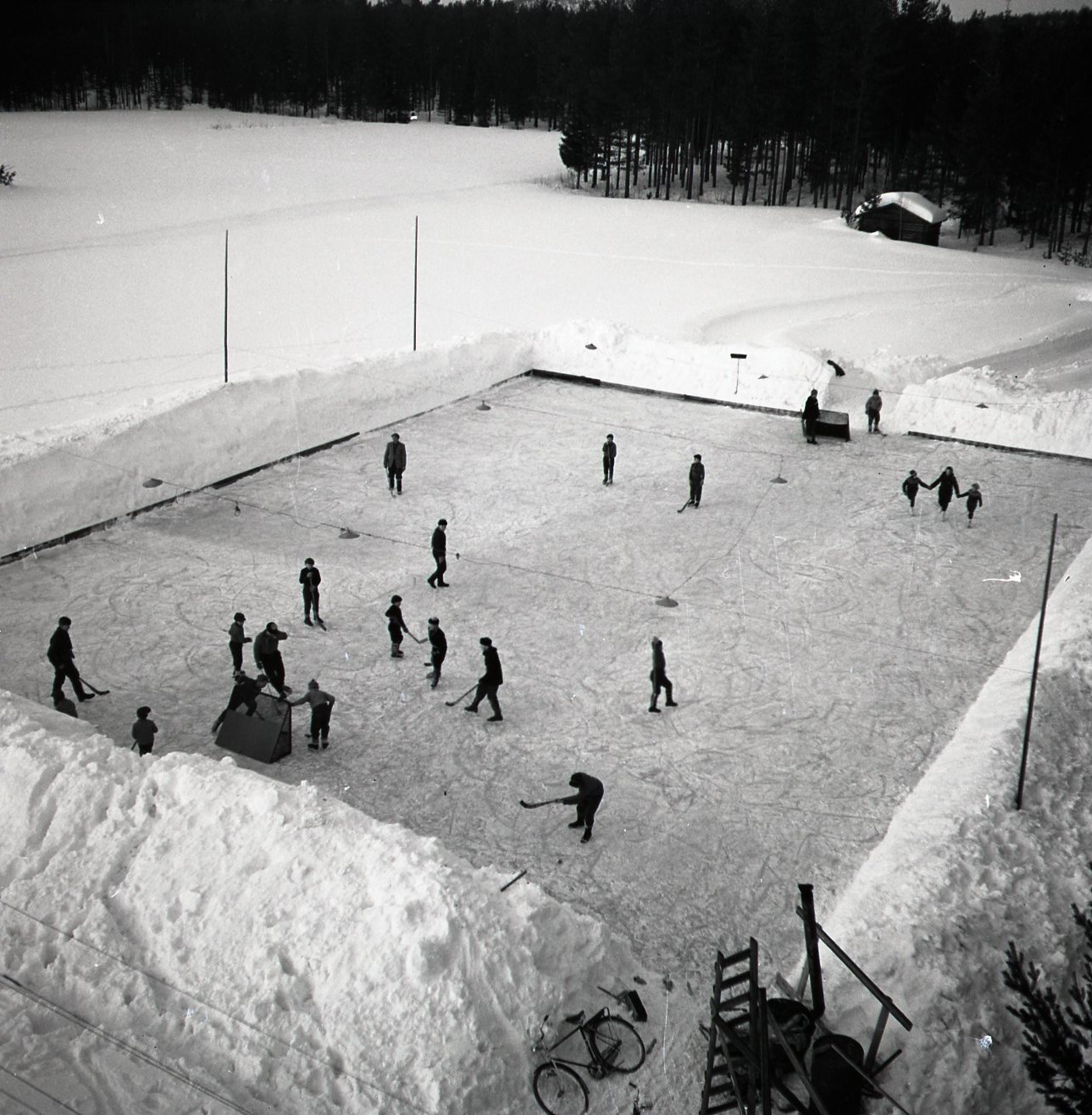 Ishockey Glösboplanen 27 januari 1959. Foto: Hilding Mickelsson 